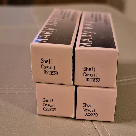 Mary Kay Shell Lipstick - Picture 2 of 3